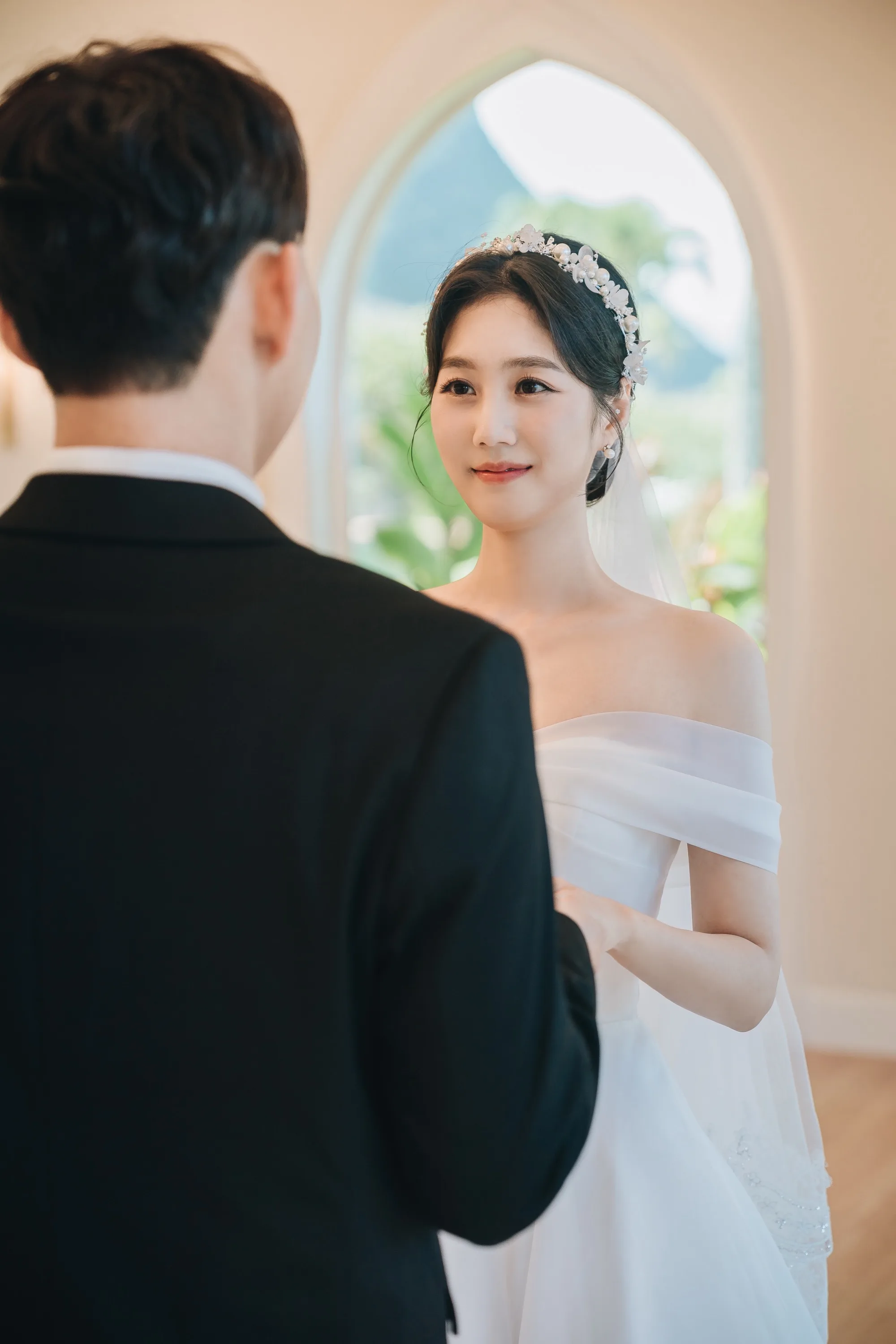 Ah-Young